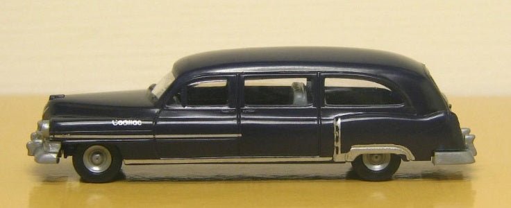 Praline 3450 HO Cadillac '54 Station Wagon Blue Navy