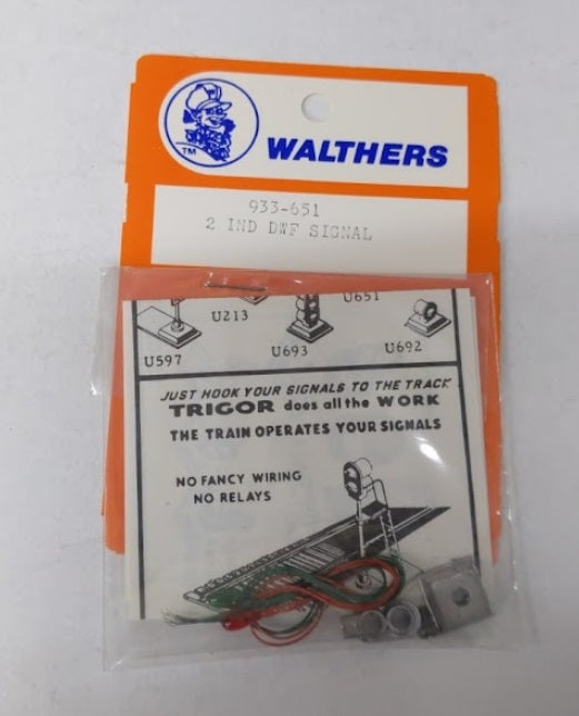 Walthers 933-651 HO 2 IND Dwarf Signal Kit