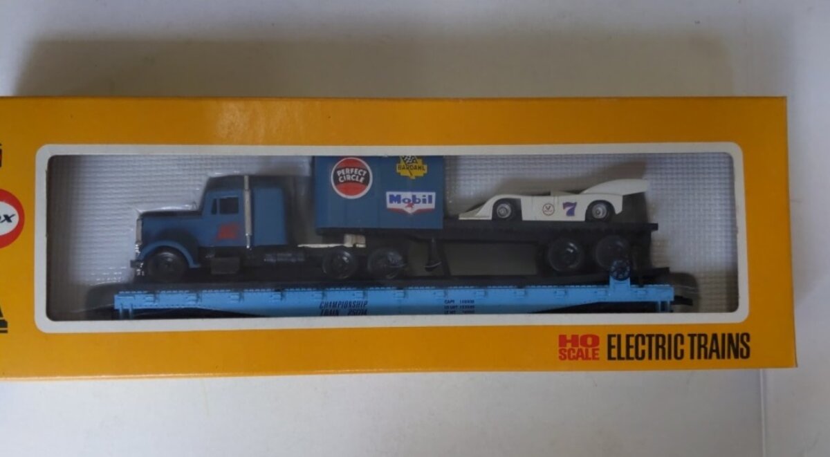 Cox 6151-1 HO Flat Car w/ Truck Trailer & Race Car