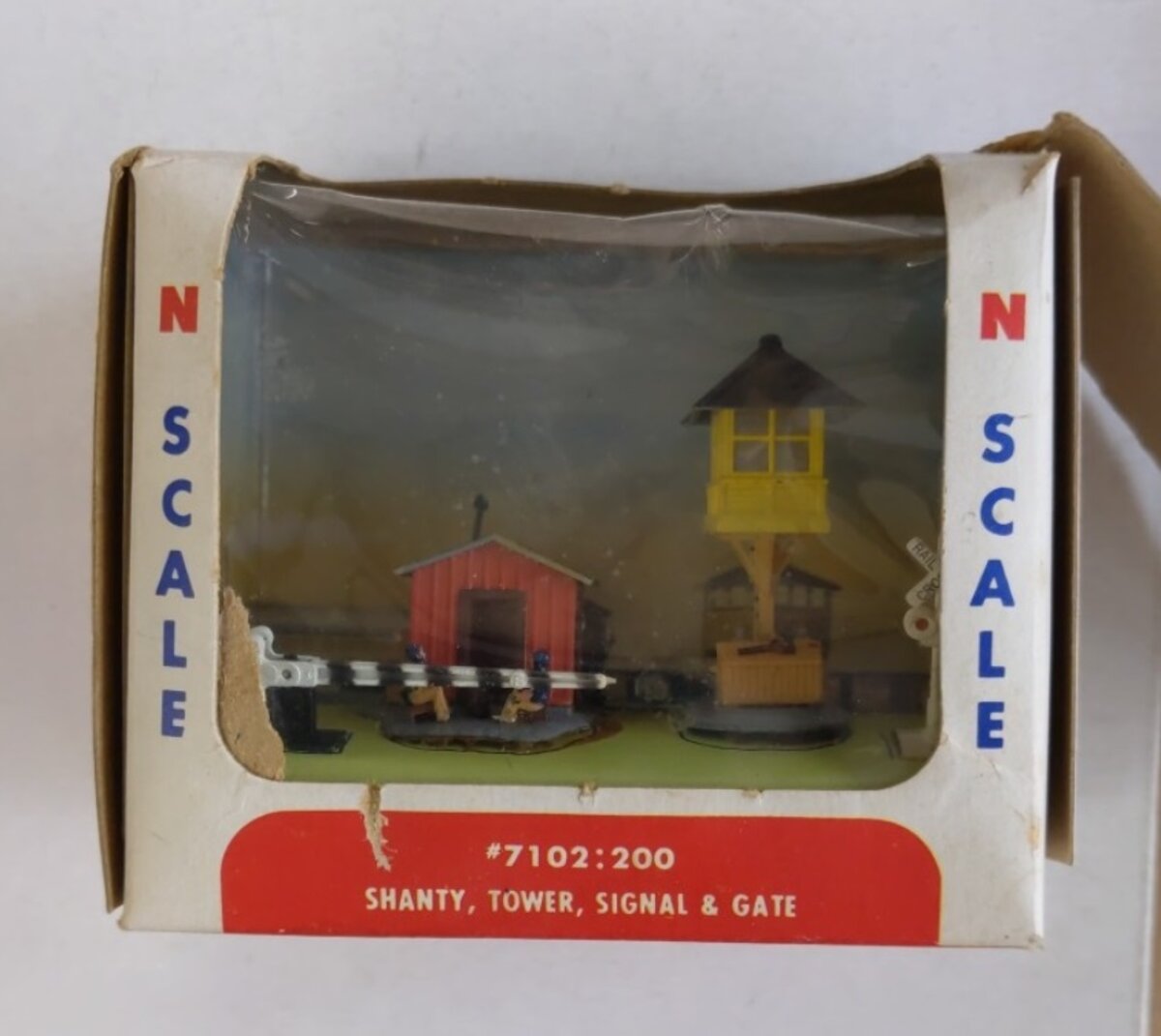 Bachmann 7102:200 N Scale Shanty Tower Signal Gate Built Up