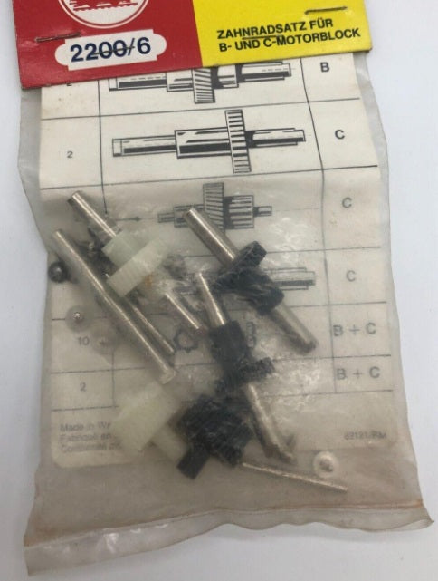 LGB 2200/6 Gears With Axles For 4- & 6 Wheel Motor Blocks