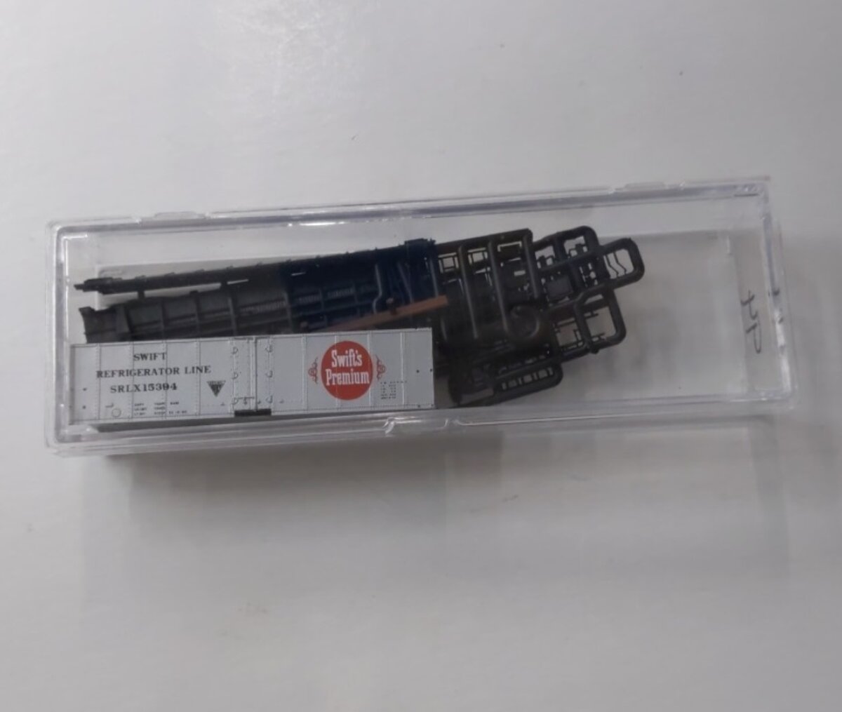 InterMountain N SRLX #15394 Swift's Premium Freight Car Kit No Wheels No Coupler