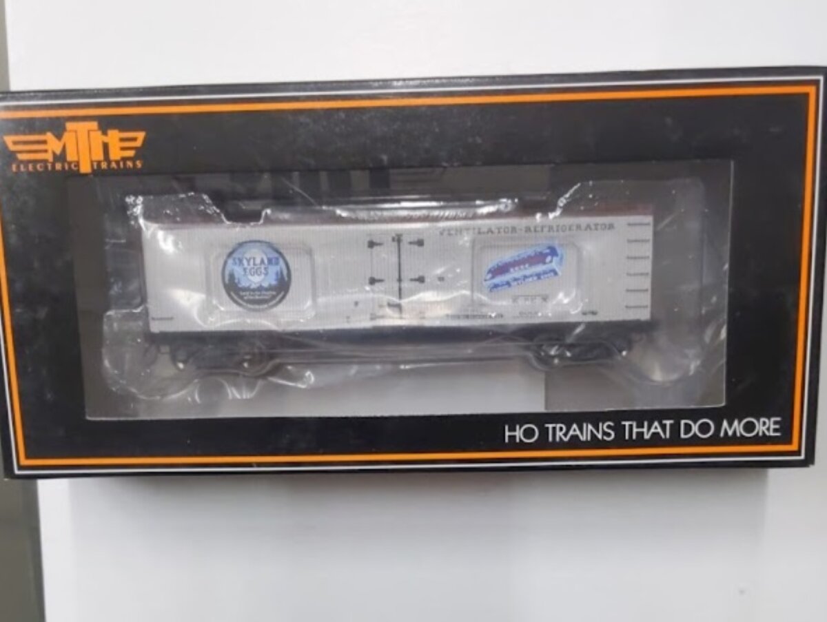MTH 80-90031F HO Skyland Eggs R40-2 Reefer Car #6008