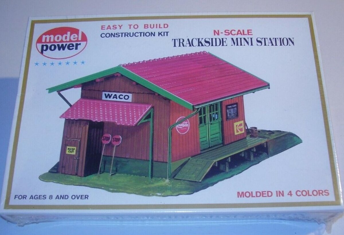 Model Power 1520 N Waco Trackside Mini Station Building Kit