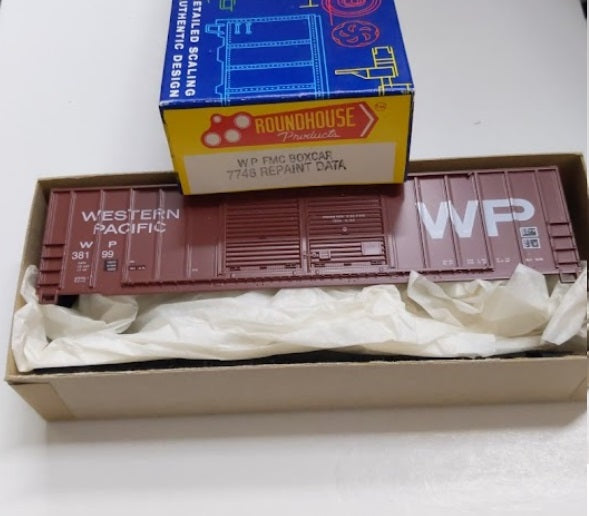 Roundhouse 7746 HO Repaint Data WP FMC Boxcar Kit