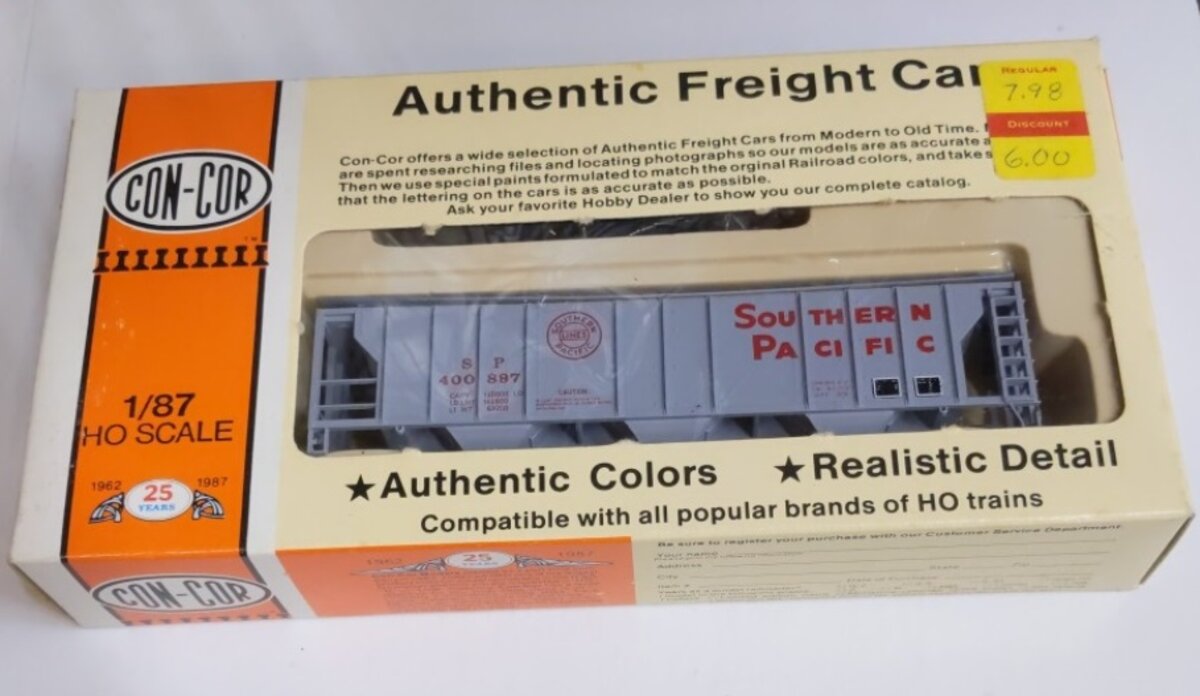 Con-Cor 0001-009502 HO Southern Pacific PS-2 Covered Hopper Kit