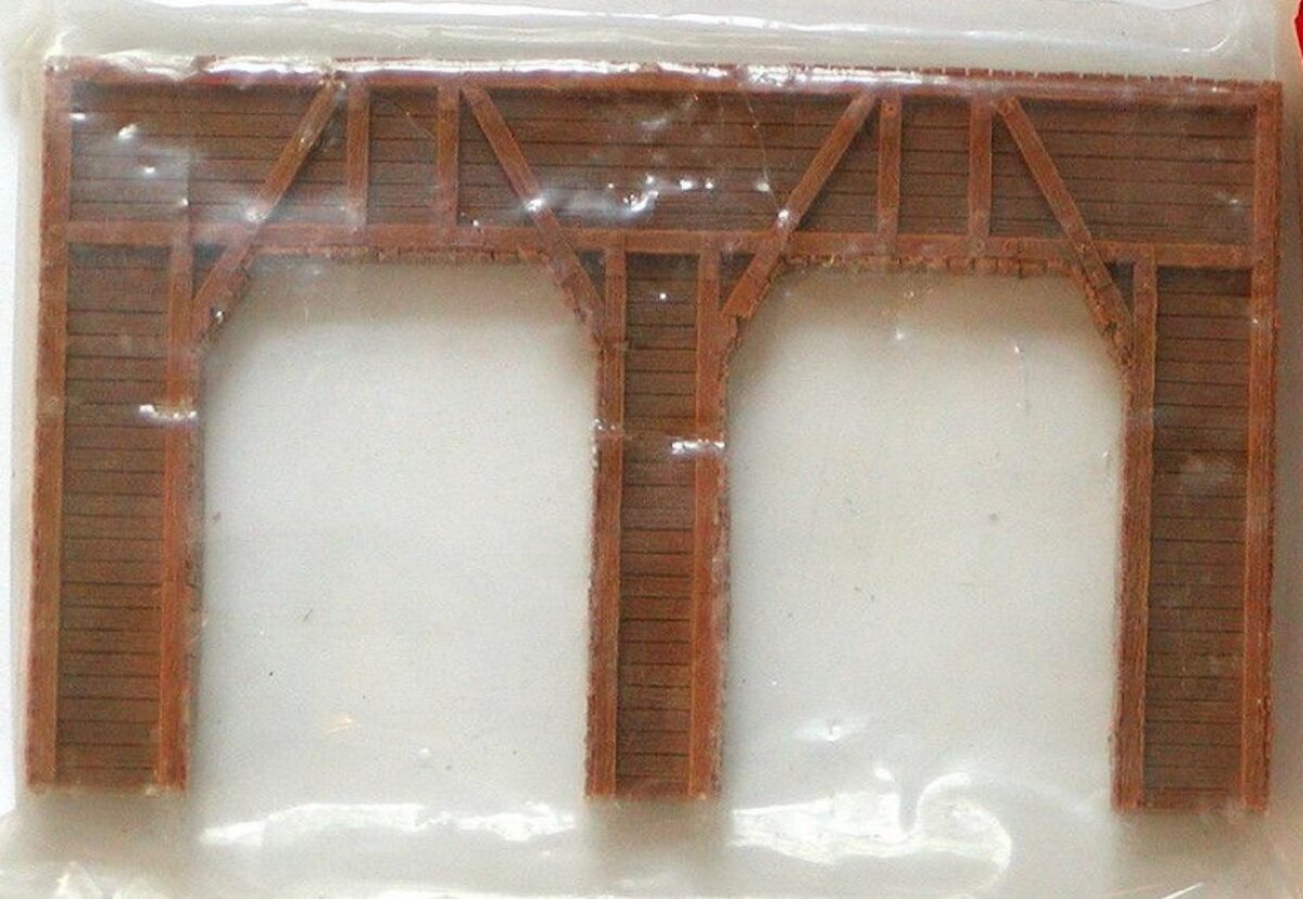 Model Dynamics 30102 HO Double Timber Tunnel Portal