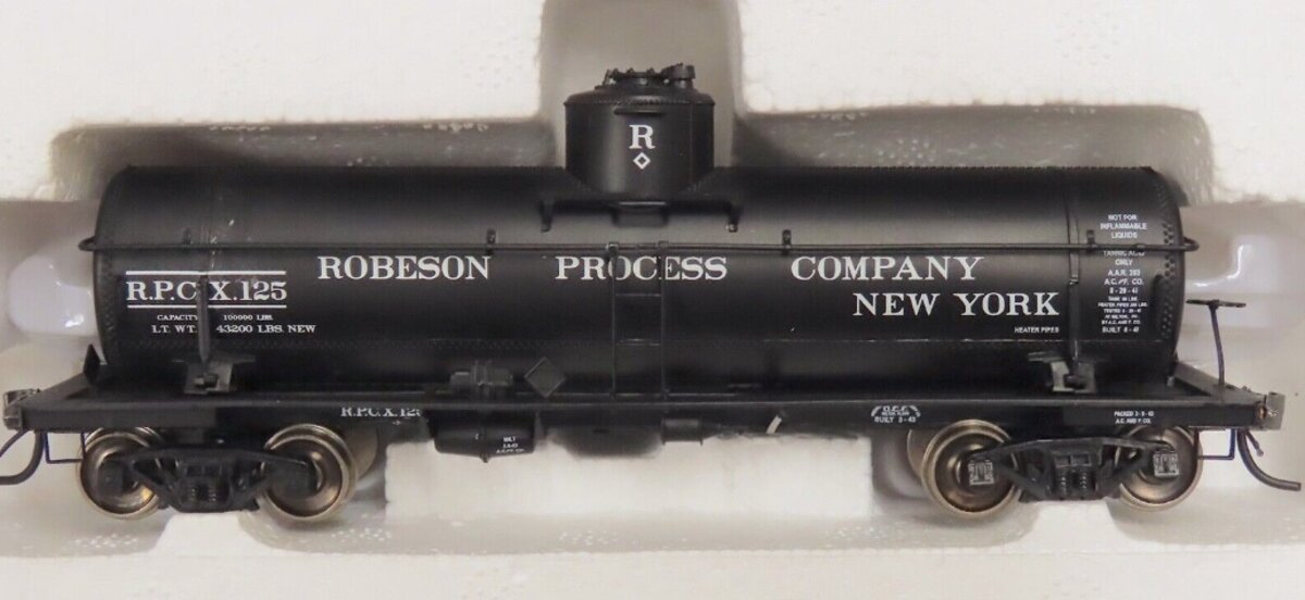 InterMountain 46301-18 HO Robeson 8,000 Gallon Tank Car # 125