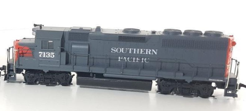Athearn HO Southern Pacific GP40-2 Diesel # 7135