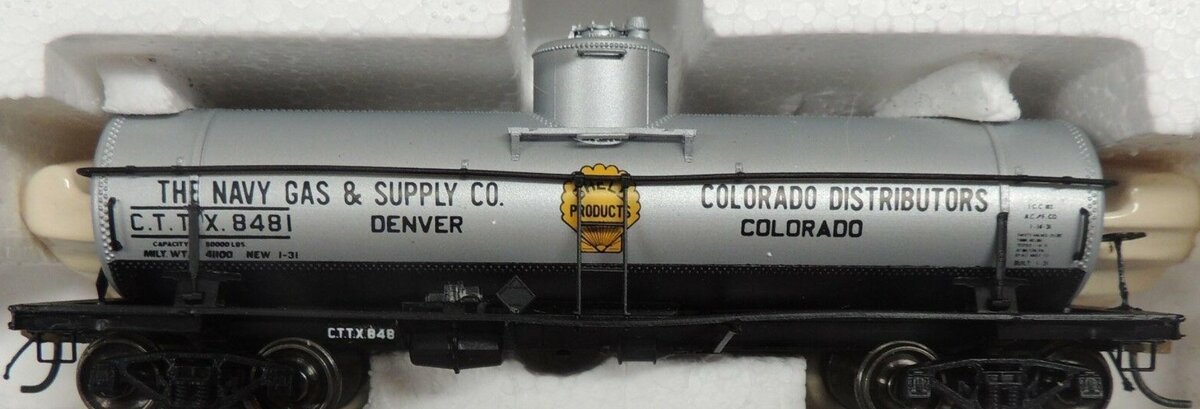 InterMountain 46310-01 HO Navy Gas ACF Type 27 Riveted 8,000 Gal Tank Car # 8481