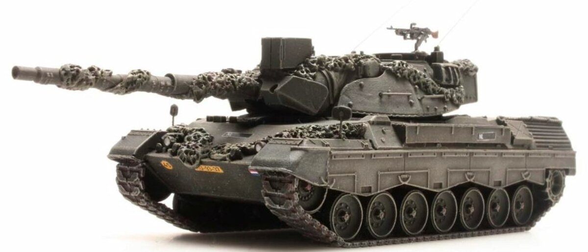 Artitec Models 6870048 HO Netherlands Leopard 1 AV Military Tank
