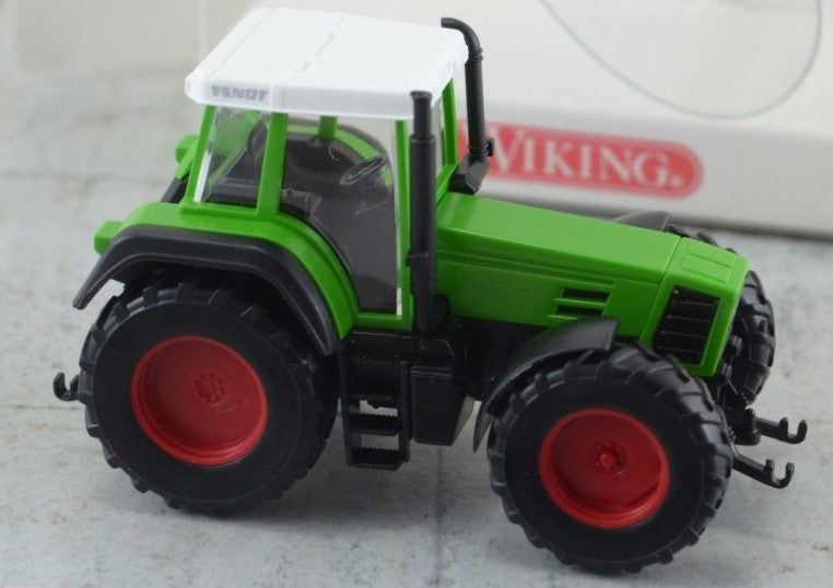 Wiking 3790129 HO Fendt 926 Agricultural Tractor – Trainz