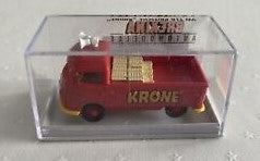 Brekina Automodelle 32942 HO Volkswagen Circus Krone Truck w/ Haystacks