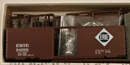 InterMountain 40452-15 HO Erie PS-1 40' Box Car #84026