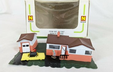 Bachmann 55-7207 N Scale Railroad Buildings Ranch House