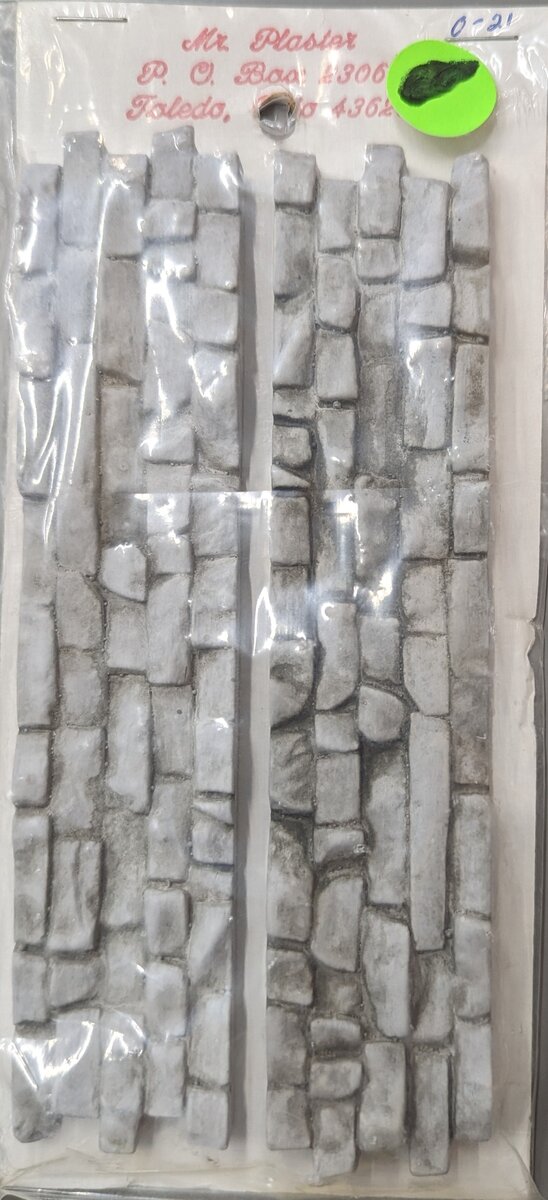 Mr. Plaster O-21 O Scale Stacked Grey Stone Walls