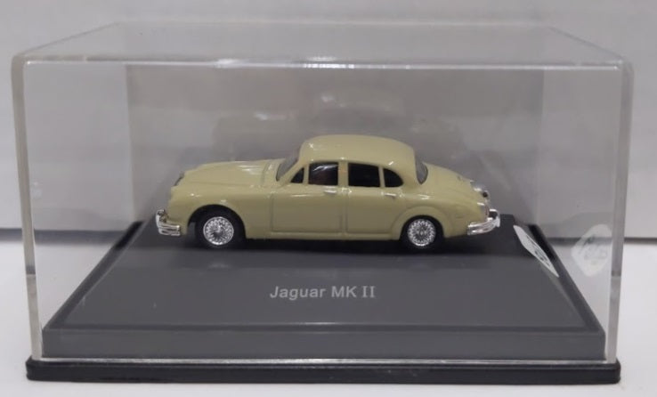 Acme 869 1:87 Beige Jaguar MK II