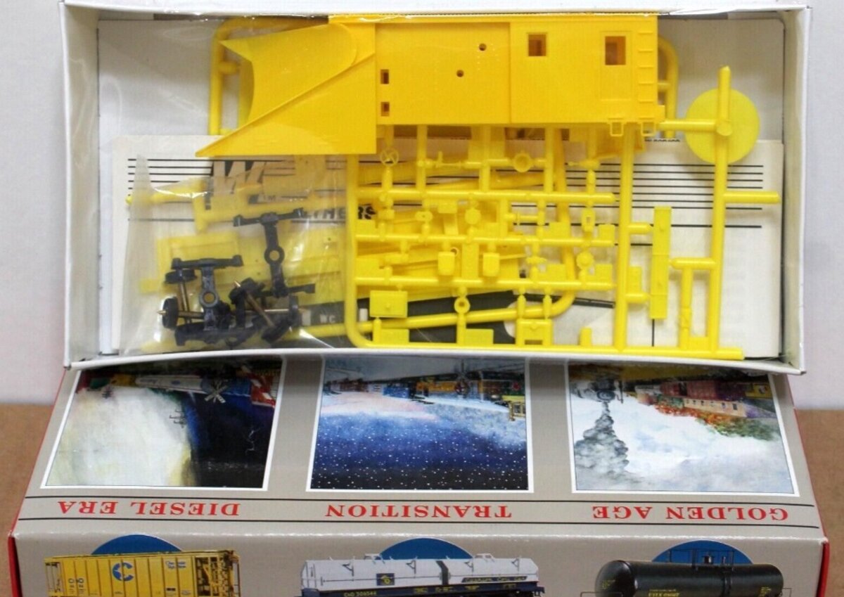 Walthers 932-5750 HO Scale Russell Snownplow Undecorated Plastic Kit