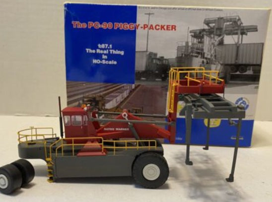 Wheels of Time PC-90 PC-90 1:87 Red PC-90 "Raygo Wagner" Piggy Packer