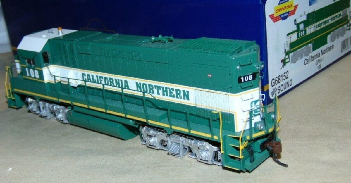Athearn G68152 HO California Northern GP15-1 Diesel Locomotive w/Sound #108