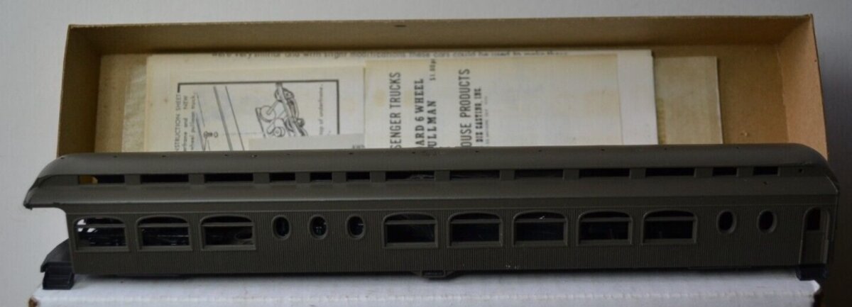 Roundhouse P82 HO Undecorated Pullman Palace Observation Car Kit