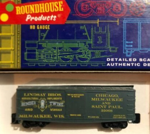 Roundhouse 3022 HO Lindsay Bros. Old T Mer Billboard Box Car Assembled