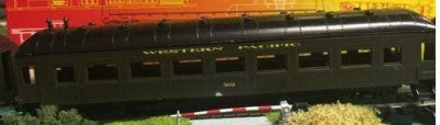 Roundhouse 06162 HO Western Pacific Harriman Observation Car Kit