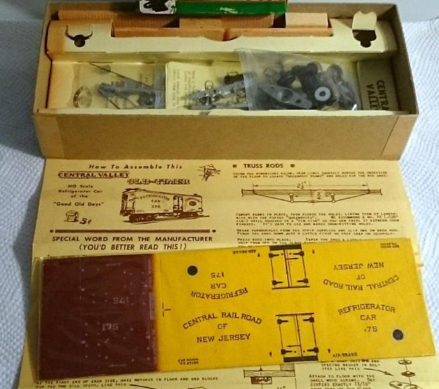 Central Valley Models F-92 HO C. R. R. Of J. Refrigerator Car Kit