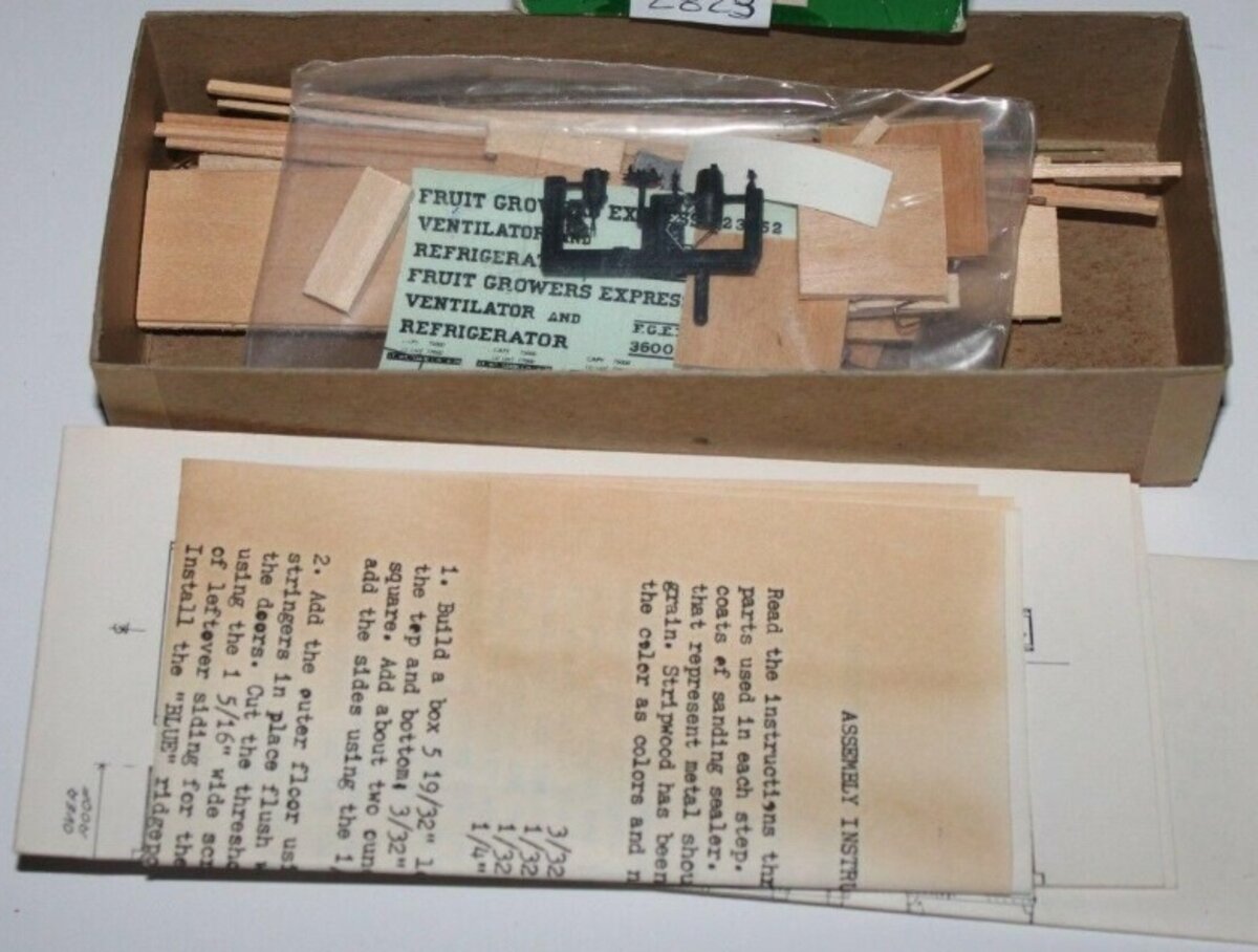 Suncoast Models 6004 HO FGEX Refrigerator Car Craftsman Kit