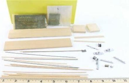 Main Line BC-1 HO Menasha Wooden Ware 51' Box Car Kit