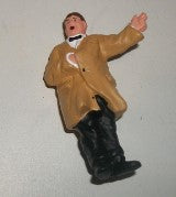 Elita Modelle 10053 G Scale Man in Suit Waving Figure