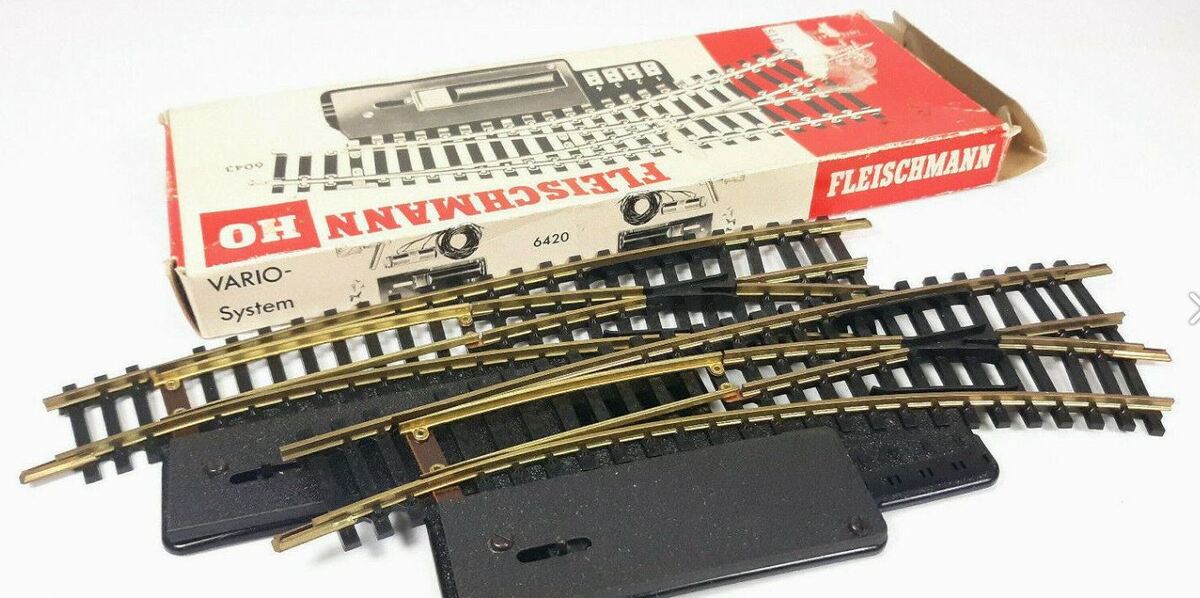 Fleischmann 6042 HO Brass Turnouts (Pair of 2) – Trainz
