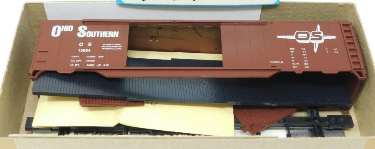 Athearn HO Ohio Southern Double Door 50' Boxcar # 15884 Kit