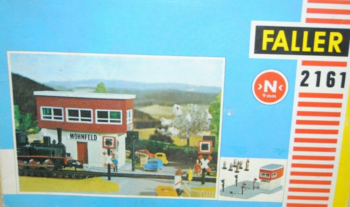 Faller 2161 N Crossing With Switch Building Kit
