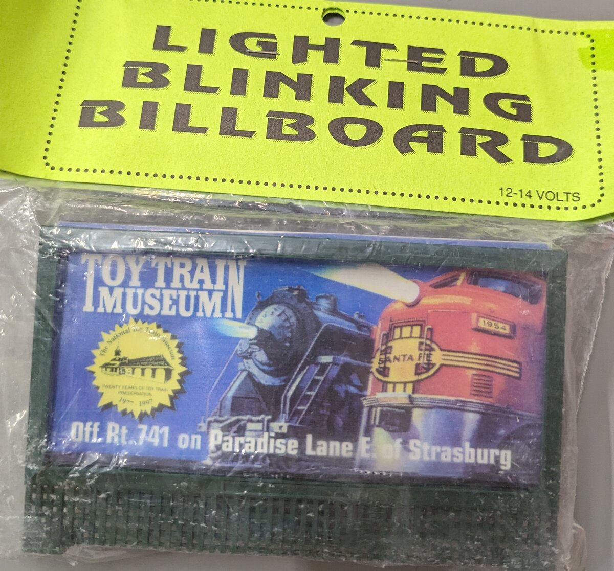 Town & Country Hobbies 741 O Toy Train Museum Lighted Blinking Billboard