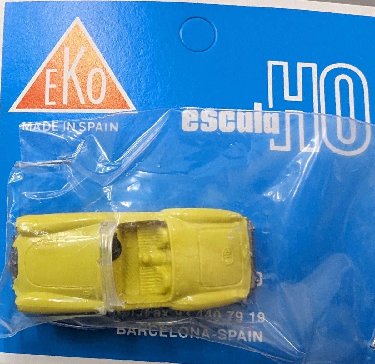 EKO 2101 HO MG 1600 Yellow Sports Car