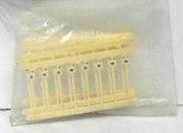 CMA 1027 HO Modern Square Whistle Post (32 Pieces)