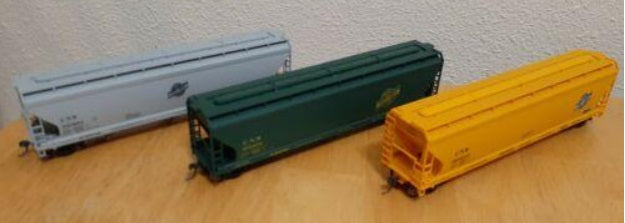 Accurail 3340 HO C&NW ACF 3-Bay Covered Hopper Kit (Set of 3)