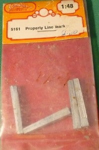 Chooch Enterprises Inc 5161 O Scale Property Line Marker (Pack of 4)