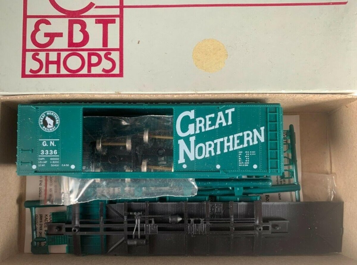 C&BT Shops 4403 HO Great Northern 1944 AAR 40'''' Experimental Scheme Boxcar Ki