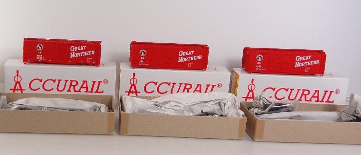 Accurail 3352 HO Great Northern GN AAR 40' Steel Boxcar Kit (Set of 3)