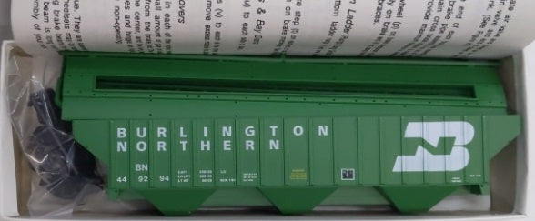 InterMountain 40302-33 HO Burlington Northern 4750 Cubic-Foot Hopper #449294 Kit