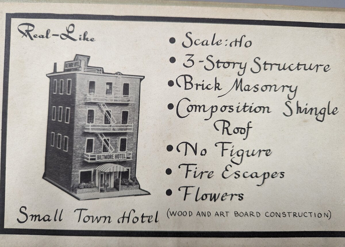 Real-Like 175 HO Three Story Hotel Building Kit