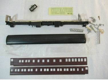 Walthers 933-6662 HO GN OBS w/Molded Roof & Super Details Less Trucks Kit
