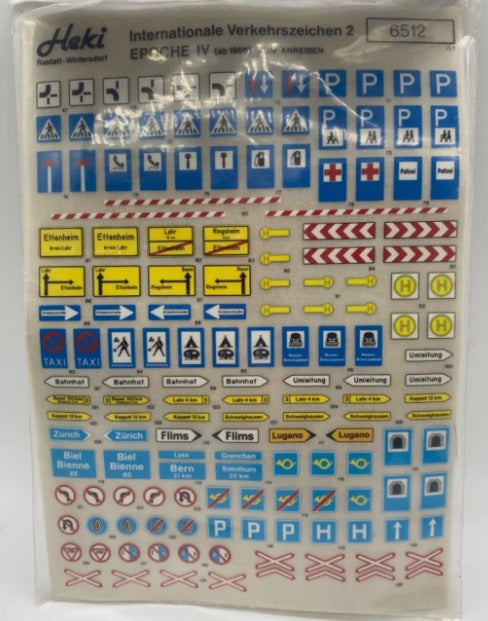 Heki 6512 HO Scale International Traffic Sign Era IV Kit