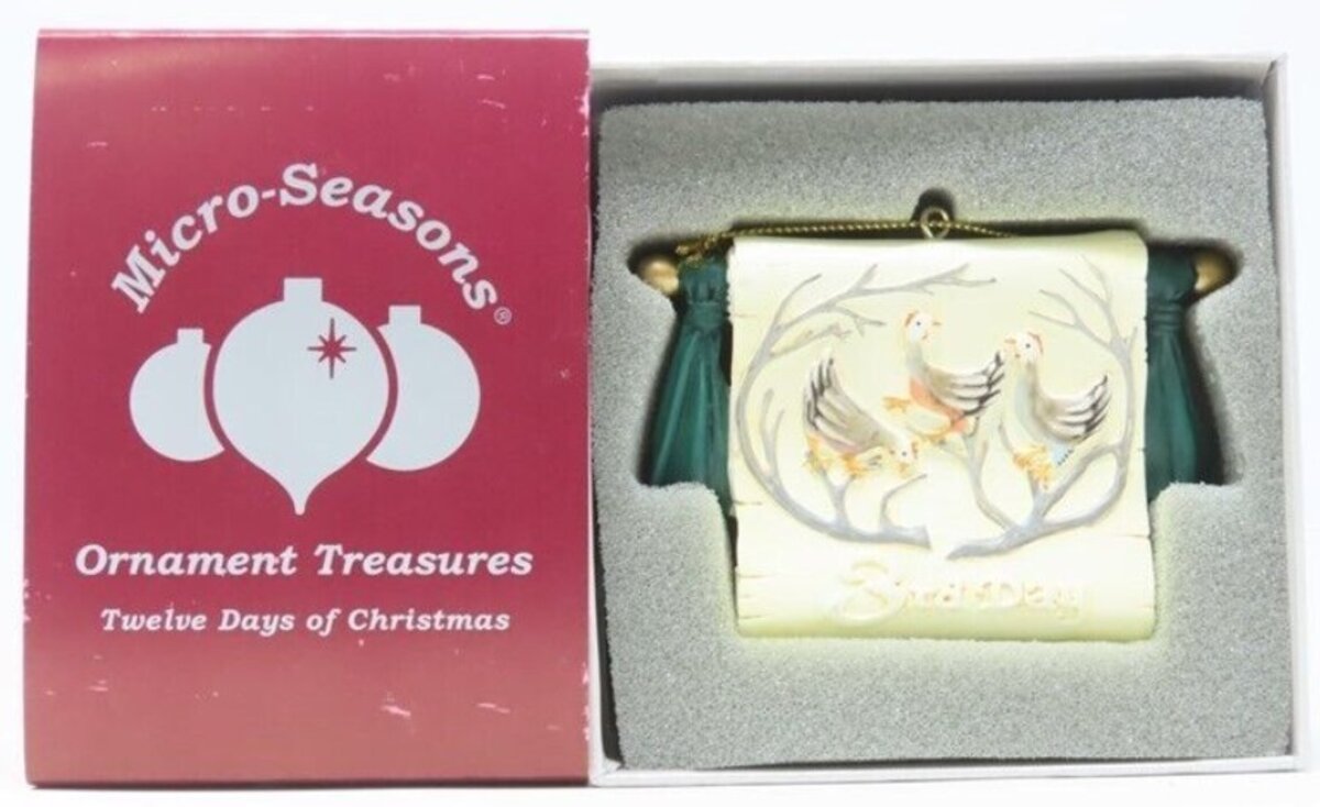 Micro-Trains 05436 3rd Day 12 Day of Christmas Ornament Treasures