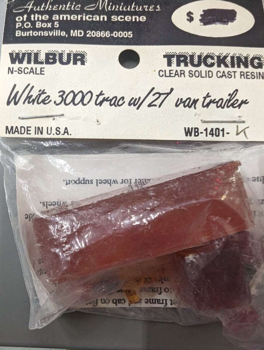 Authentic Miniatures WB-1401 N Scale White 3000 Trac w/27 Van Trailer Kit