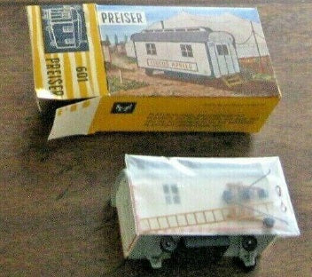 Preiser 601 HO Scale Circus Apollo Caravan Plastic Model Kit