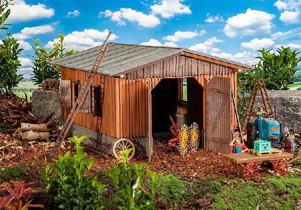 Pola 331724 G Barn Building Kit