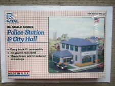 Patal 3090 HO Scale Police Station and City Hall Building Kit